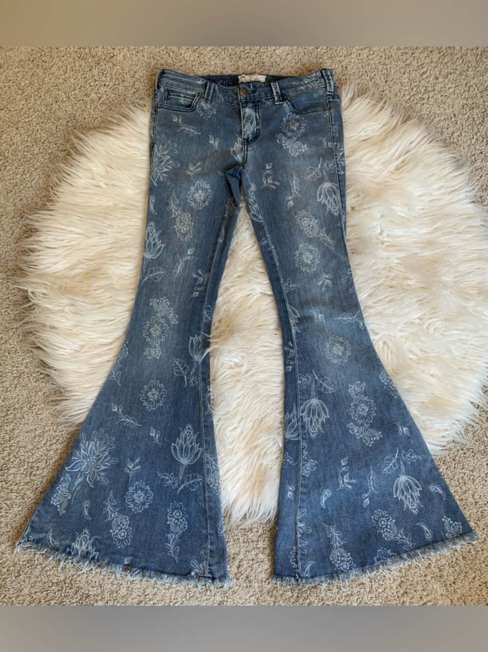 Free People Denim Floral Print Super Flare Bell Bottom Jeans Blue Size 27